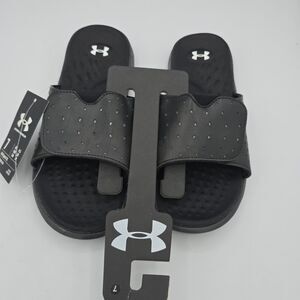 Under Armour Women’s size 7 UA Ignite 7 SL Slides Athletic Sandals Flip Flop